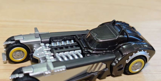 1:64 蝙蝠车盲盒 4/6 04 漫画白骑士-蝙蝠车