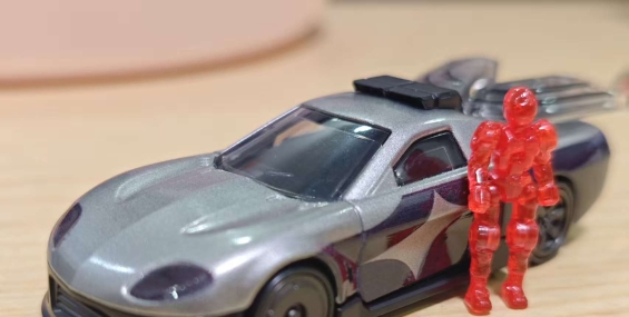 1:64 奥特曼小车乱入之单抽隐藏版 黑暗迪迦小车