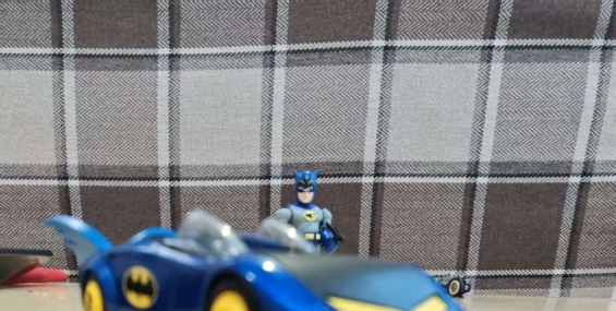 1:64 蝙蝠车盲盒 2/6 03 漫画311-蝙蝠车